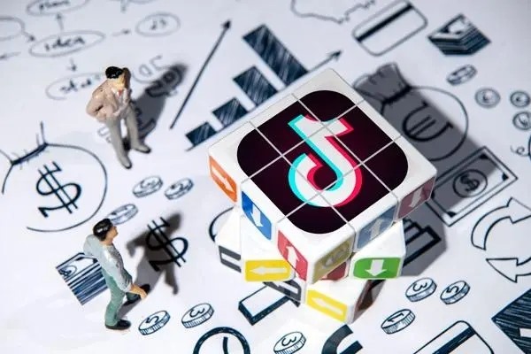 一个抖音新号如何引流和进行运营维护？