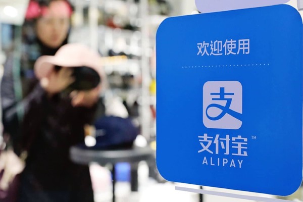 买号闲鱼和交易猫哪个好？